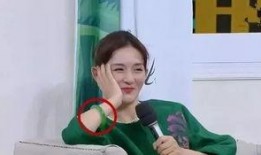 女主进入娱乐圈吃瓜群众,女主的瓜田奇遇记